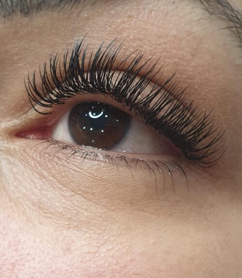 semi permanent/classic lashes